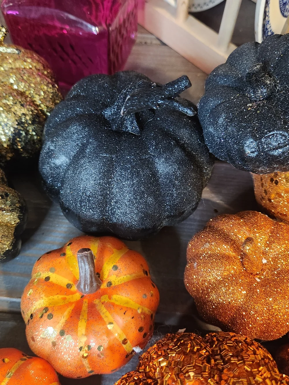 Fall Halloween Decor Pumpkins Gold, Black, Orange, Red, 22 Pumpkins Variety